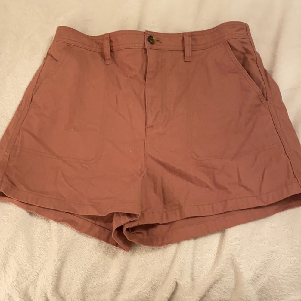 Madewell pinkish shorts